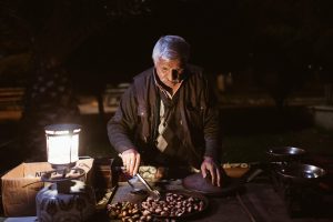 Venditore ambulante in una strada, immagine d archivio non relativa all evento