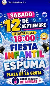 Festa della schiuma per bambini a Es Molinar