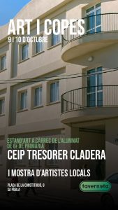Locandina di Art i Copes sulla facciata del CEIP Tresorer Cladera